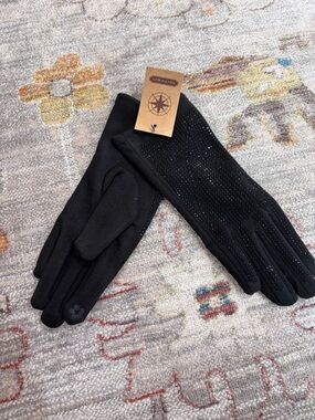 NWT Black Embellished Women's Gloves Touch Screen